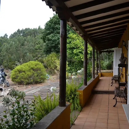 Casa Rural Moya *
